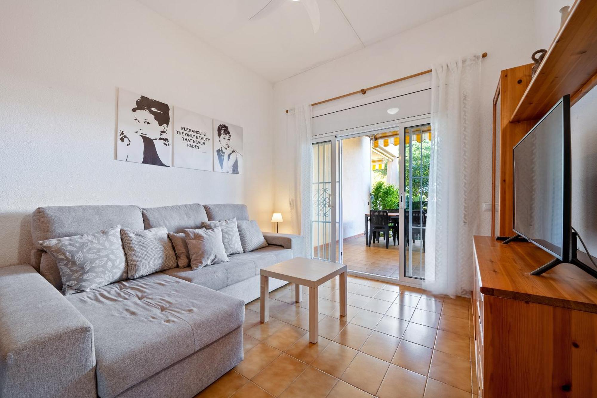 Hauzify I Apartament Audrey 플라티야 다로 외부 사진